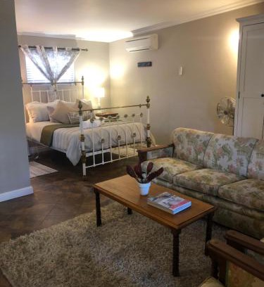 Montagu Apartamento | New Song