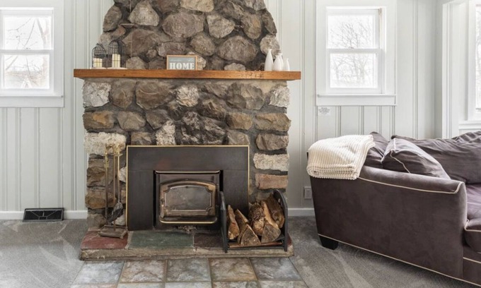Greenwood Lake Cabaña | NEW Spacious 5 bedrooms with Public Lake & Beach Access and Kayak!