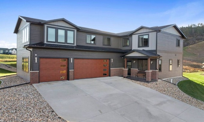 Spearfish Casa | New Spearfish 5 Bedroom Home