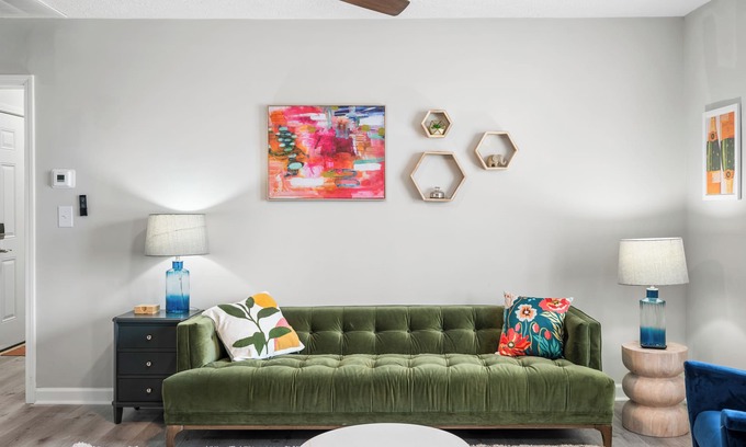 Noblesville Apartamento | New, Steps to Local Eats & Antiques