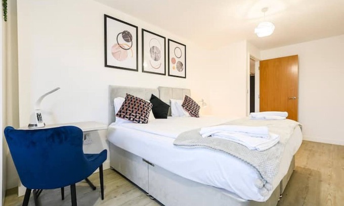Salford Apartamento | New Stylish & Spacious Salford Quays 1Bed apartment with balcony