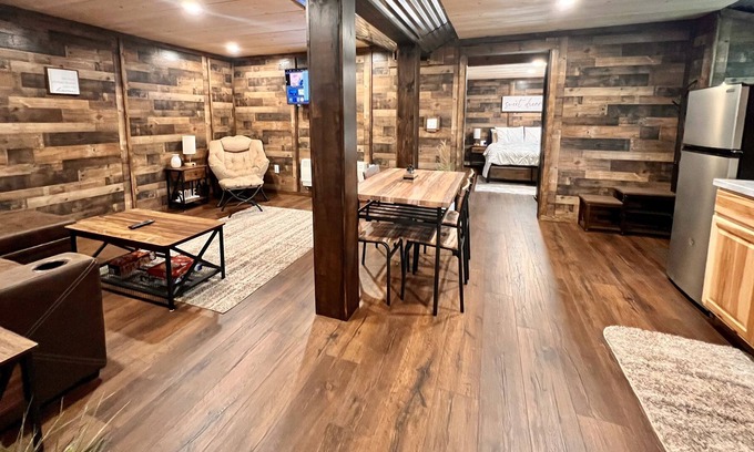 Colebrook Apartamento | New suite. Direct ATV/ Snowmobile access in the mountains