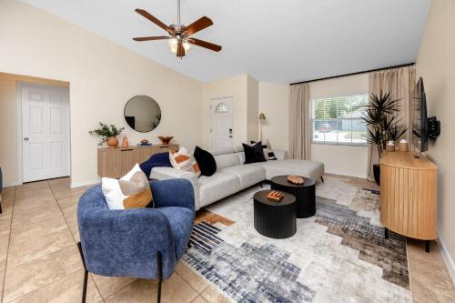 Terrace Park Casa | NEW! Summer Safari - Professionally Decorated Home by Busch Gardens & USF