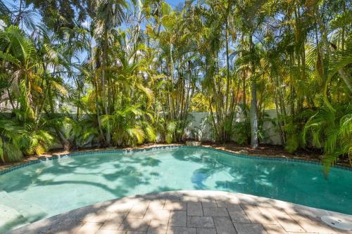 New Suburb Beautiful Casa | NEW Sunset Serenity - South Tampa Home with Pool