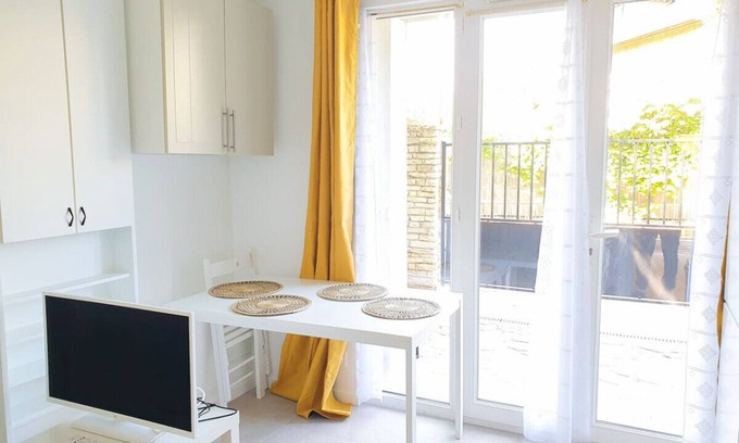 Velizy-Villacoublay Apartamento | New T2 20 min from Paris