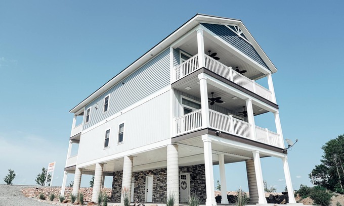 Lakeview Casa | NEW--The Aruba House at Indian Lake