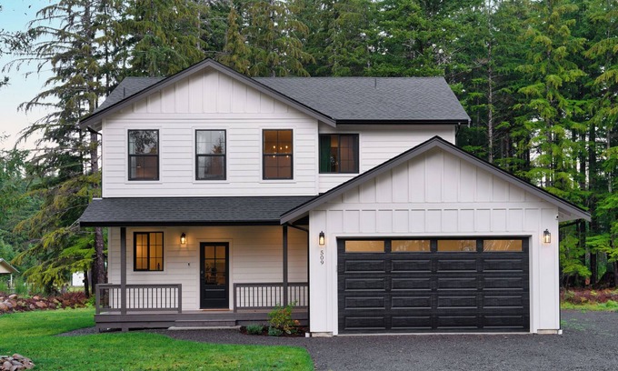 Forks Casa | ✦NEW✦ The Evergreen Sanctuary - Family Friendly, Pool Table, Starlink, BBQ