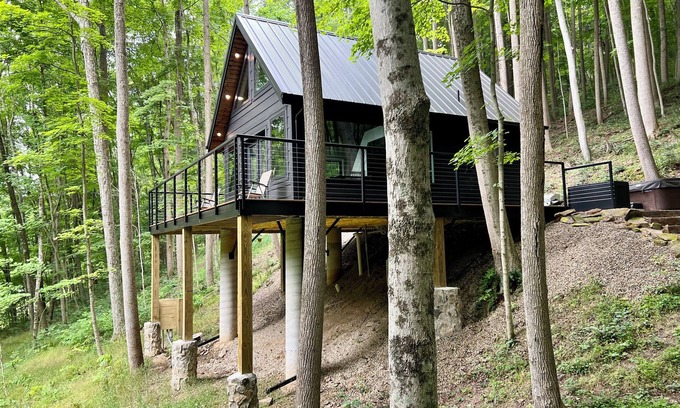 Laurelville Cabina | NEW The Outlook