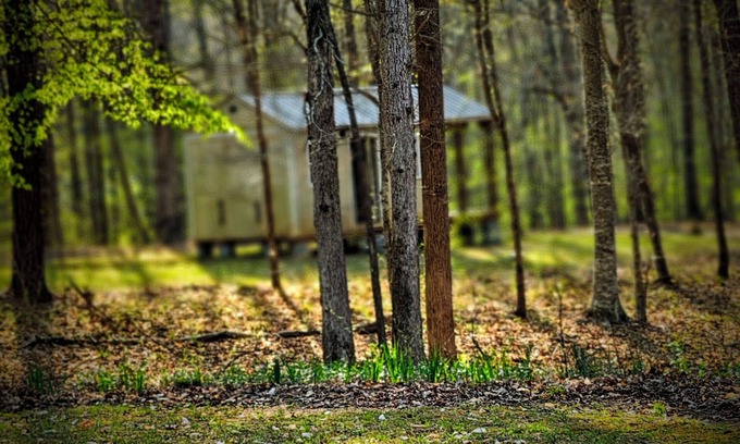 Inman Cabina | New Tiny House coming to Dirt Road Farms, pet-friendly & availble September 15th