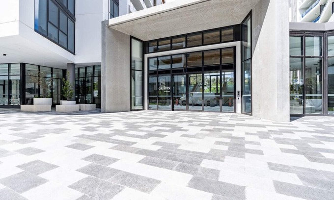 Reid Apartamento | New to VRBO: Welcoming 2BR/2BA Apt near ANZAC Park West
