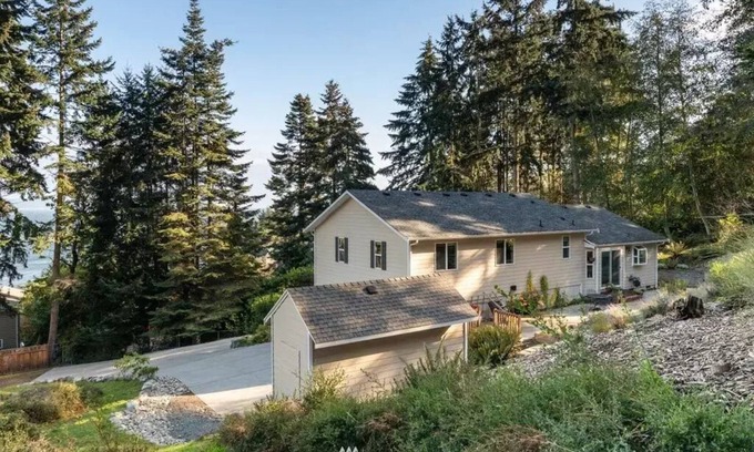 Coupeville Casa | New to VRBO - Whidbey Island Escape near downtown Coupeville