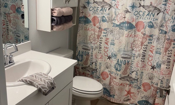 Sarasota Casa | New townhome, corner lot overlooking park