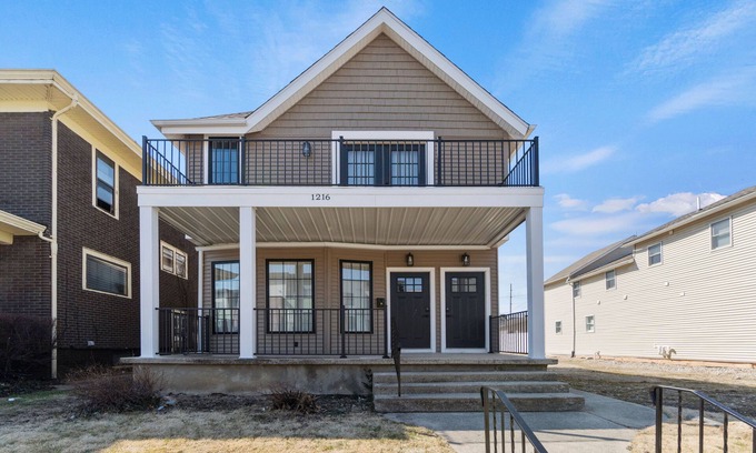 West Central Apartamento | New unit downtown Fort Wayne- by Grand Wayne, Embassy, Electric Works, Tin Caps.