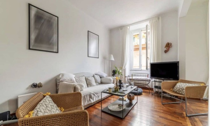Rione XIV Borgo Apartamento | New Vatican Apartment