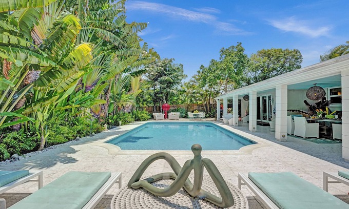 North Corals Casa | New! Waterfront Heated Pool, Fishing Pier, Designer Touches, 2mi to Beach