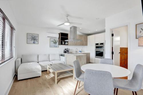 North Beach Apartamento | New ! Waves On Walnut # 3