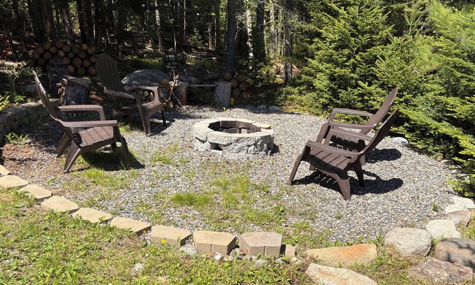 Bass Harbor Casa | NEW! Welcoming 3 Bedroom, 2 Bath private home with a cozy screened-in porch!