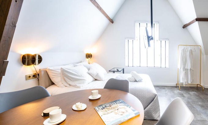 Schiedam Apartamento | New XL Family City Centre Apartment Studio Top floor Utopia4 Schiedam - Rotterdam 7min
