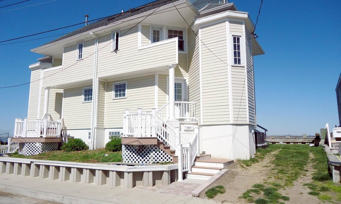 Broad Channel Casa | Nueva York Alquiler de casa frente al mar con puestas de sol sobre Manhatan