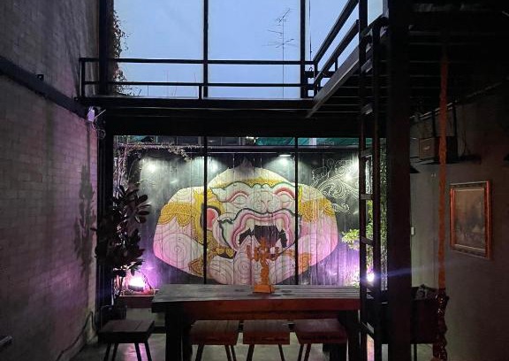 Khlong Toei Apartamento | New York Loft & Japanese Magic by V4SKIN