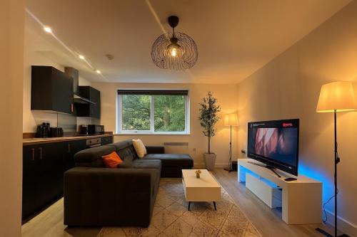 Bradford Apartamento | New York Luxe & Free Onsite Parking