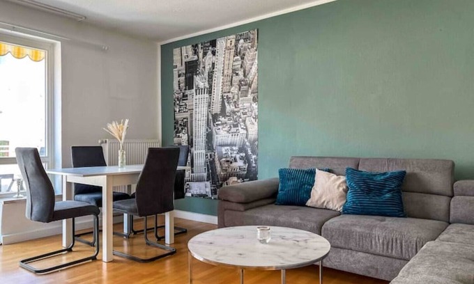 Vorderer Westen Apartamento | New-York-Style, 2 rooms, 50sqm, central, near Wilhelmshöhe station