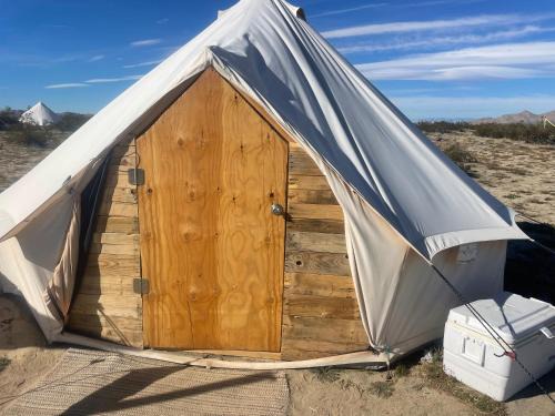 Los Angeles County Otro | New Yurt City