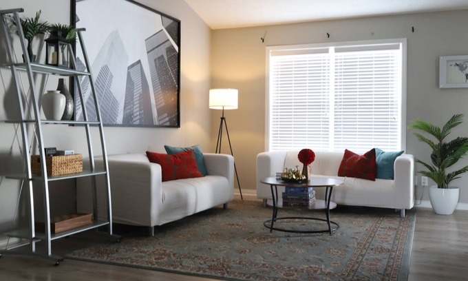 Newburgh Casa | Newburgh Bullseye, close to all