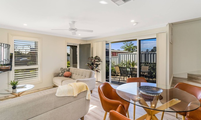 Adamstown Apartamento | Newcastle Short Stay Apartments - Adamstown Townhouses