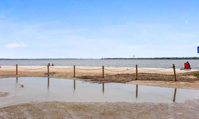Port Royal Casa | Newer Home Walking/Biking Distance to Sands Beach and Port Royal Attractions!