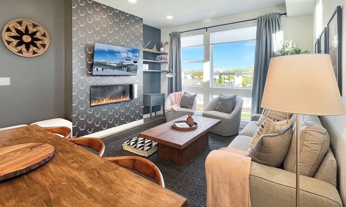 Park City Casa | Newer Modern Townhouse in Park City