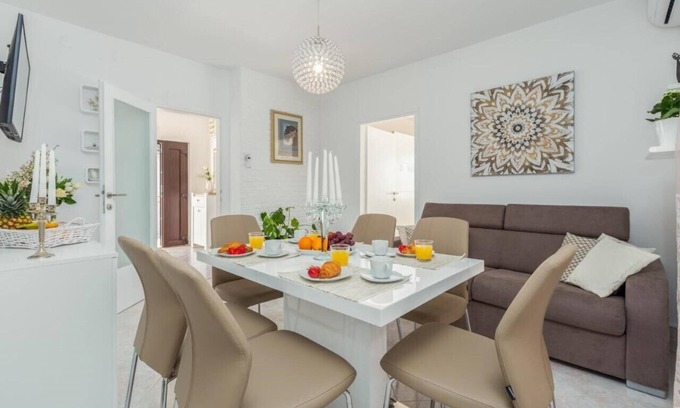 Funtana Apartamento | Newly family two bedrooms apartment Edi in Funtana