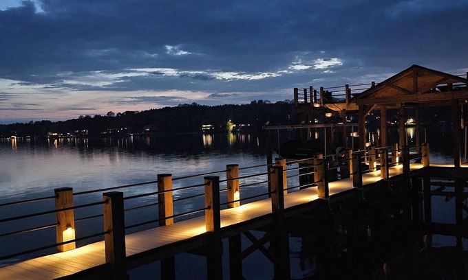 Barium Springs Casa | Newly Built 2024! Luxurious Retreat on Lake Norman
