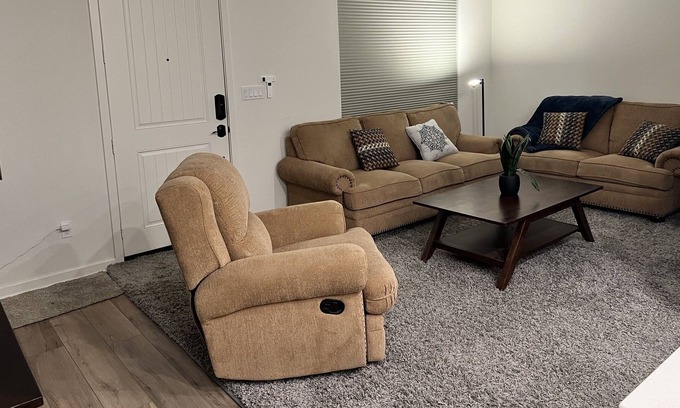 Rialto Condominio | Newly Built 3Bd /2-1/2 Bath Condo 15 mins from NAS Center