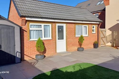 Whittlesey Apartamento | Newly built home away from home