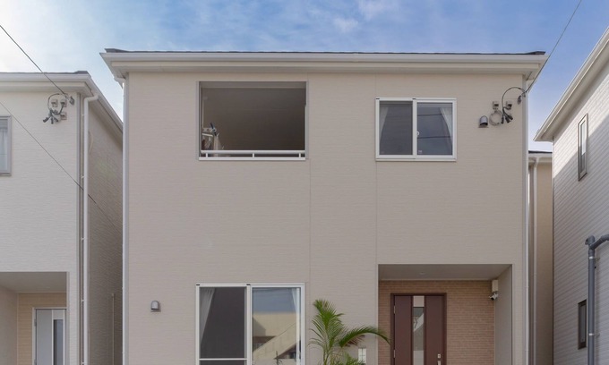 Okinawa Villa | Newly built house near airport / Full facilities / Quiet and comfortable / 2 min drive to convenience store, 3 min to supermarket, 4 min to beach, 7 min to DMM Aquarium IIAS Toyosaki Outlet Mall / Netflix free