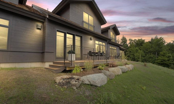 Moscow Casa | Newly built luxury villa at Trapp Resort with mountain views & perks