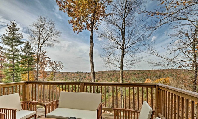 Narrowsburg Cabaña | Catskill Cottage de nueva construcción y aislada con vistas!