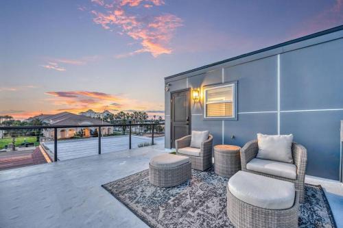 Jacksonville Beach Casa | NEWLY BUILT SMV Oceanview Terrace House