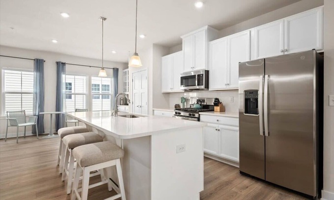 Bayside Casa | Newly Built Townhome in Amenity Filled Community