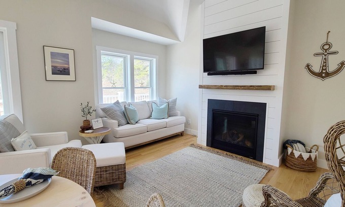 Truro Casa | Newly Constructed 3BD+ Home--Central A/C, Deck, Patio & Outdoor Shower