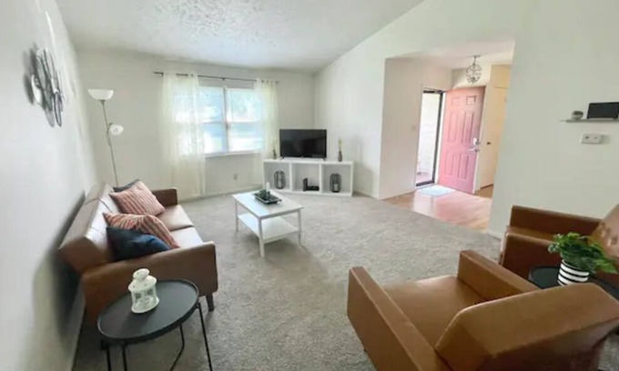 Acton Casa | Newly Listed 3 Bd/2Ba Home 15 min to Downtown!