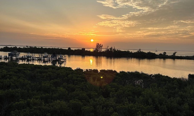 Placida Condominio | Newly listed, beautiful 2-bedroom, 2 bathroom condo in charming Boca Grande.