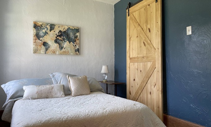 Lily Dale Casa | Newly Listed! Join us for our 2nd season of hospitality at The Pineapple Place.