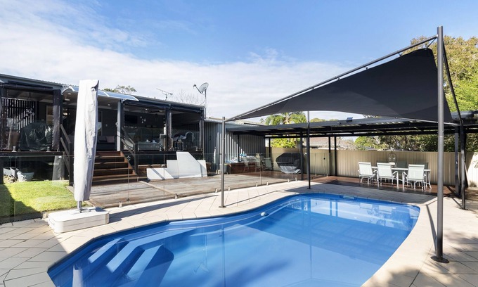 Lake Munmorah Casa | NEWLY LISTED / The Coastal Lake Getaway