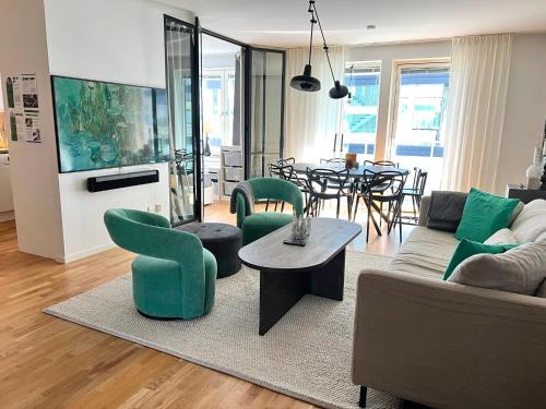Solna Apartamento | Newly produced and bright apartment close to metro