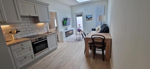 Ranelagh Casa | Newly Refurbed 1BD Cottage in Prime Location