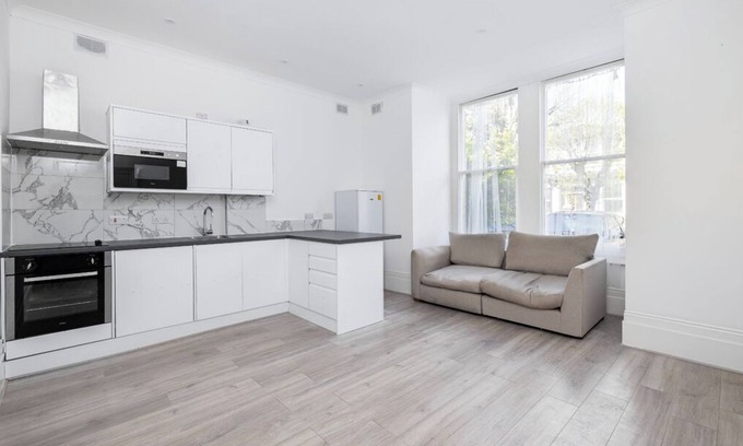 Addiscombe Apartamento | Newly Refurbished 1 Bedroom flat