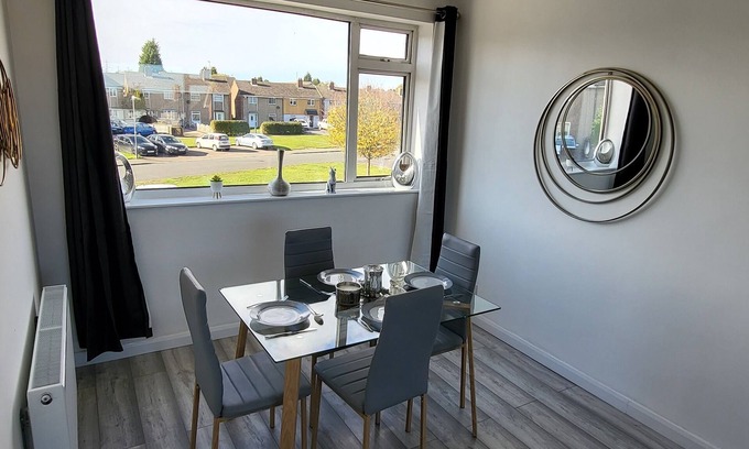 Weston on Trent Apartamento | Newly Refurbished 3 Bedroom Flat