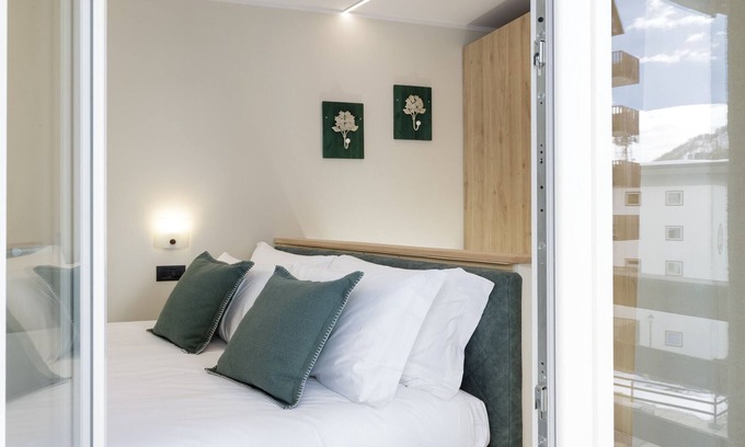Cervinia Apartamento | Newly refurbished apartment located in the Breuil-Cervinia's pedestrian area
